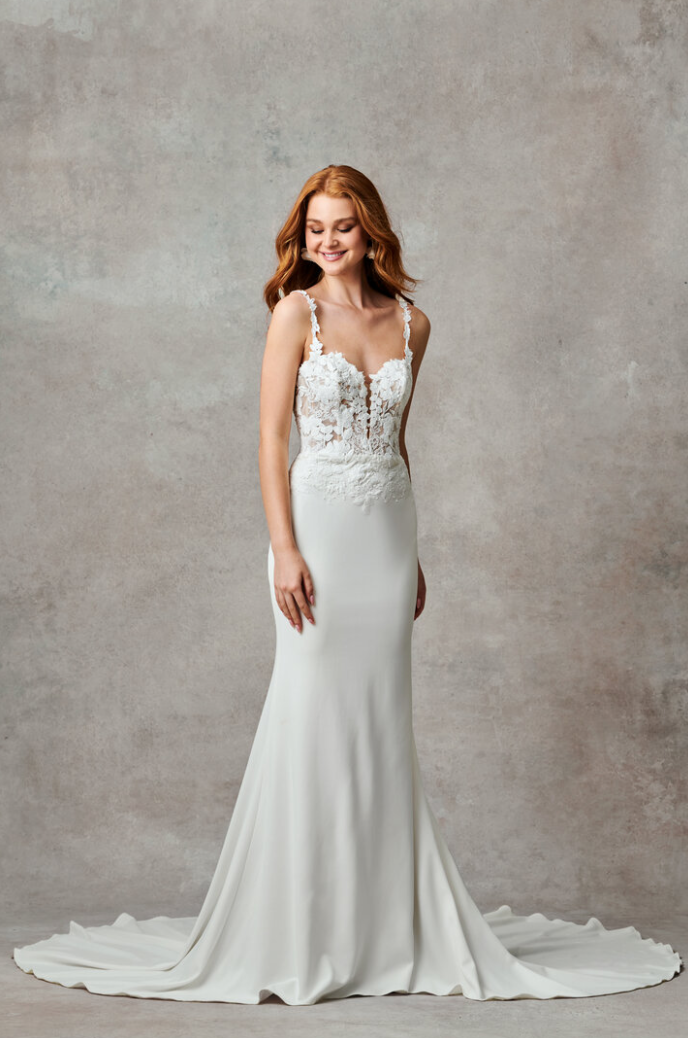 Dahlia w/ Overskirt US18